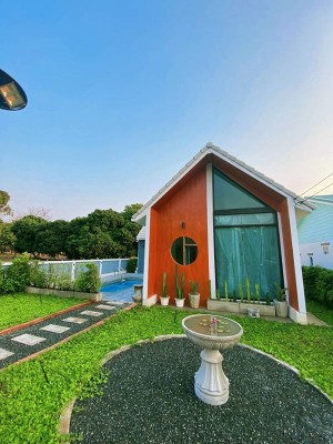 บ้าน Poolvillas สร้างใหม่ อ.ดอยสะเก็ด จ.เชียงใหม่ 95 ตรว. 3 ห้องนอน 2 ห้องน้ำ ขายพร้อมเฟอร์ครบทุกห้อง โทร 099 3833663